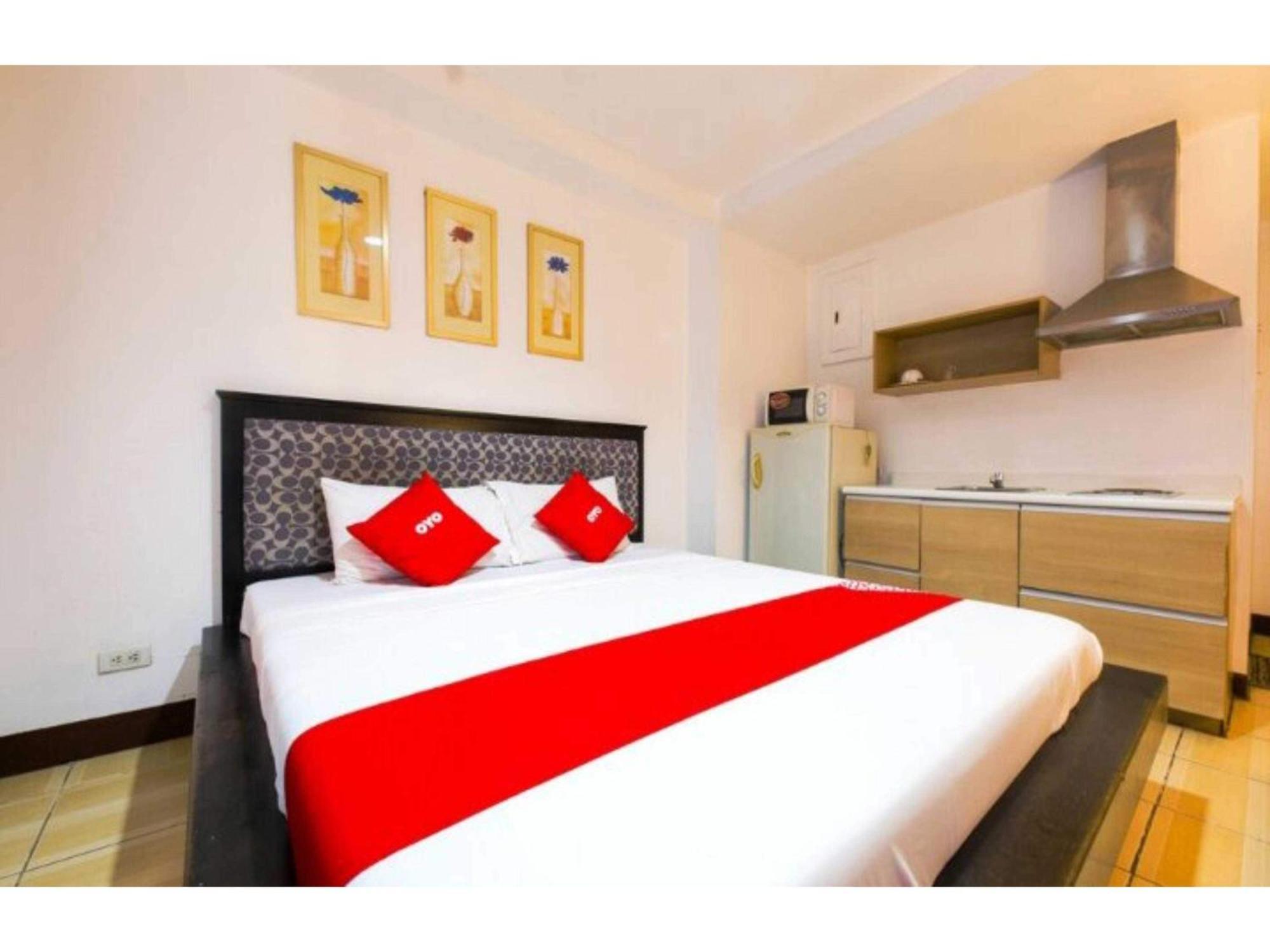 โอโย 769 โพเบลเชียน สวีทส์ โพลาริส Hotel Makati City ภายนอก รูปภาพ