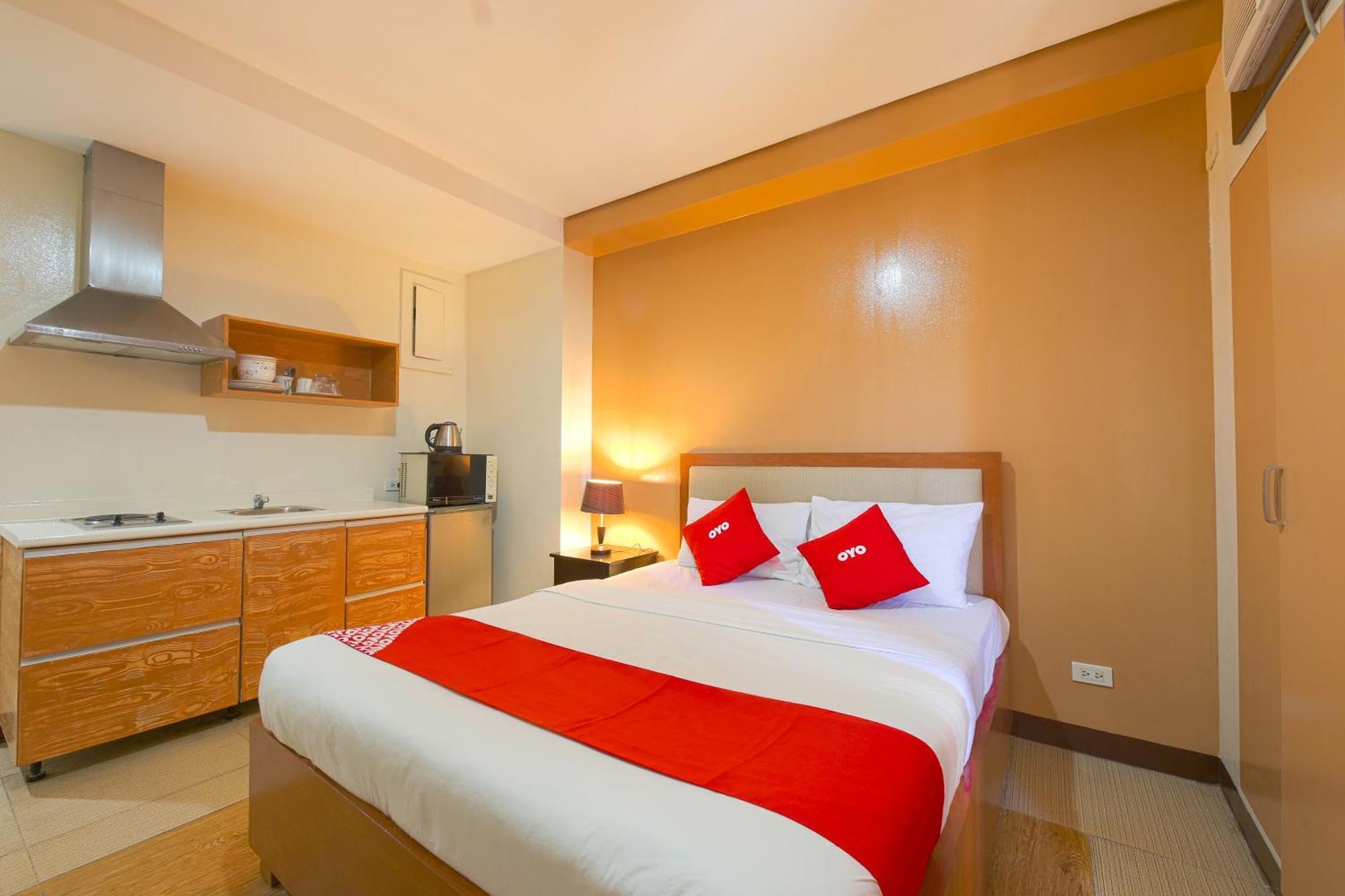 โอโย 769 โพเบลเชียน สวีทส์ โพลาริส Hotel Makati City ภายนอก รูปภาพ